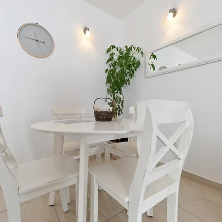 Near Center With Free Parking And Air Condition In Each Apartman *
